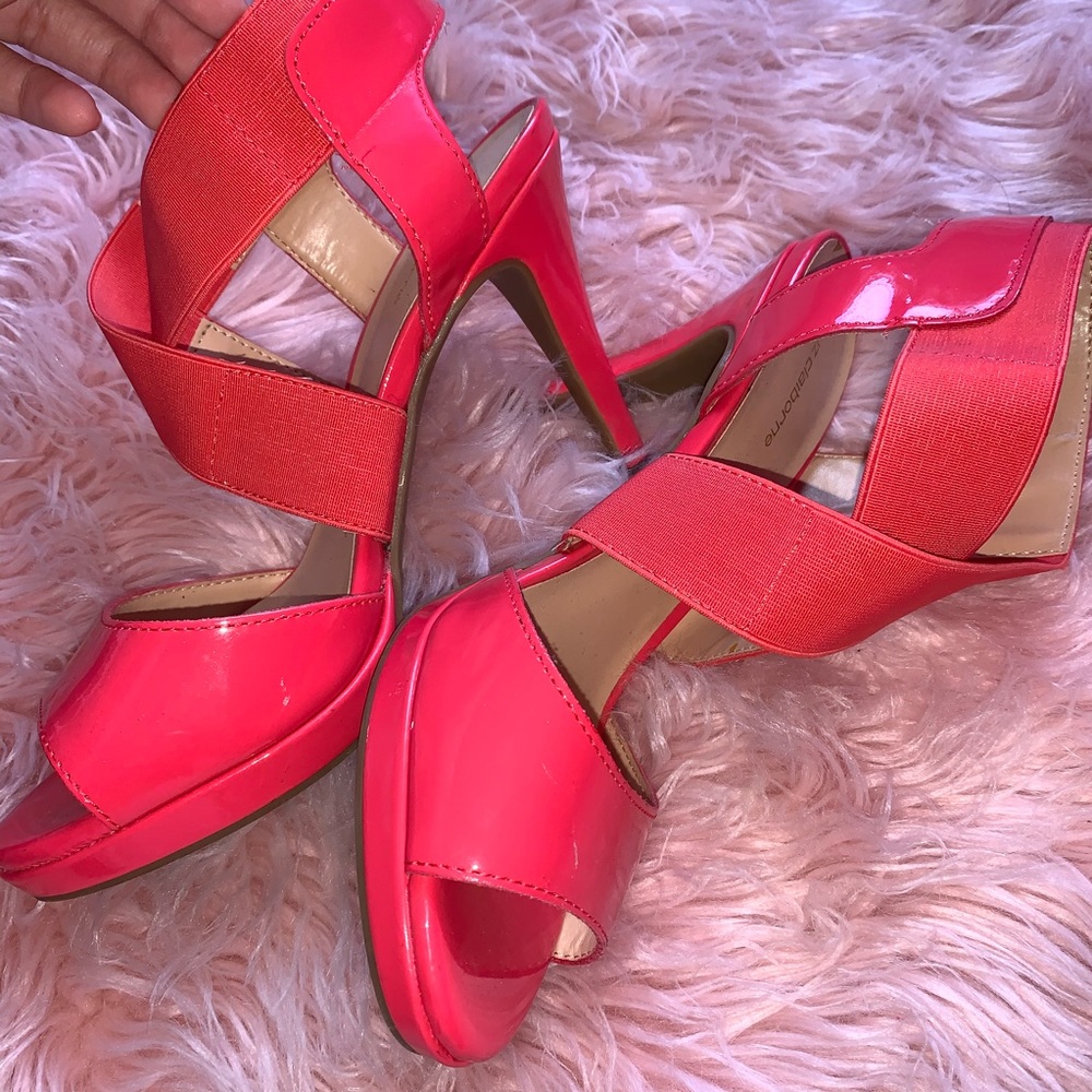 Heals - Picture 2 of 6